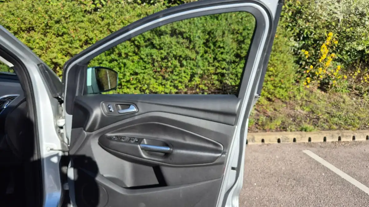 2014-ford-kuga-20tdci-titanium-x-163ps-awd-powershift-big-24