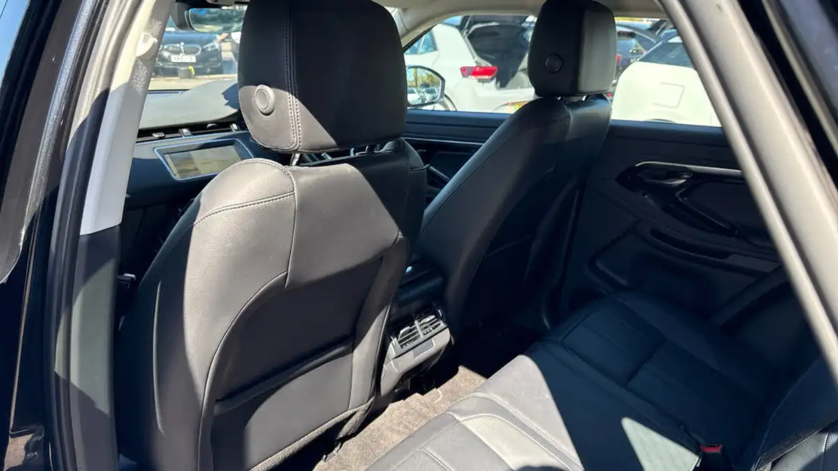 2022-land-rover-range-rover-evoque-20-d165-s-big-13