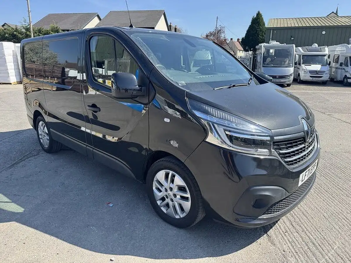 2021-renault-trafic-20dci-sl28-energy-145-sport-non-nav-edc-auto-big-0