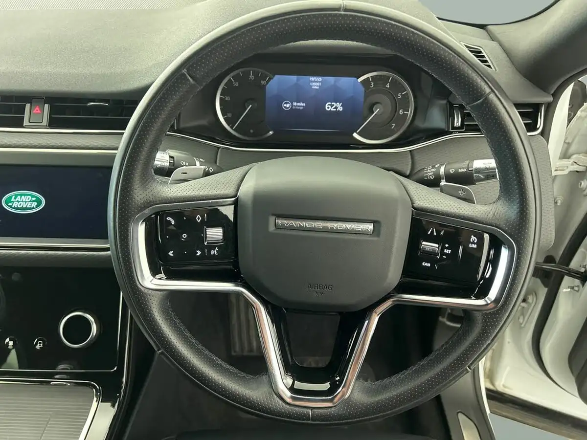 2021-land-rover-range-rover-evoque-15-p300e-r-dynamic-s-big-14