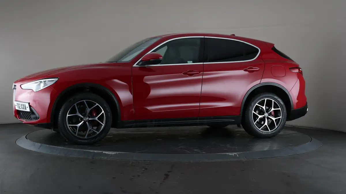 2018-alfa-romeo-stelvio-22td-speciale-207bhp-big-32