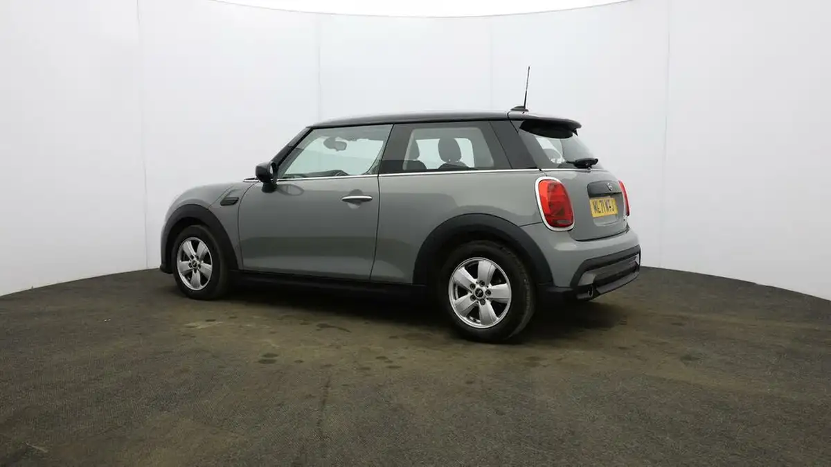 2021-mini-cooper-15-cooper-classic-hatchback-3d-big-57