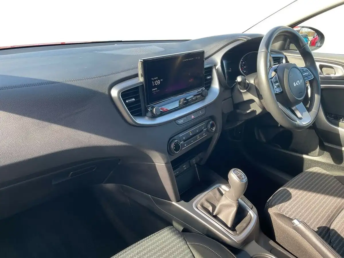 2024-kia-xceed-15-t-gdi-2-138bhp-big-6