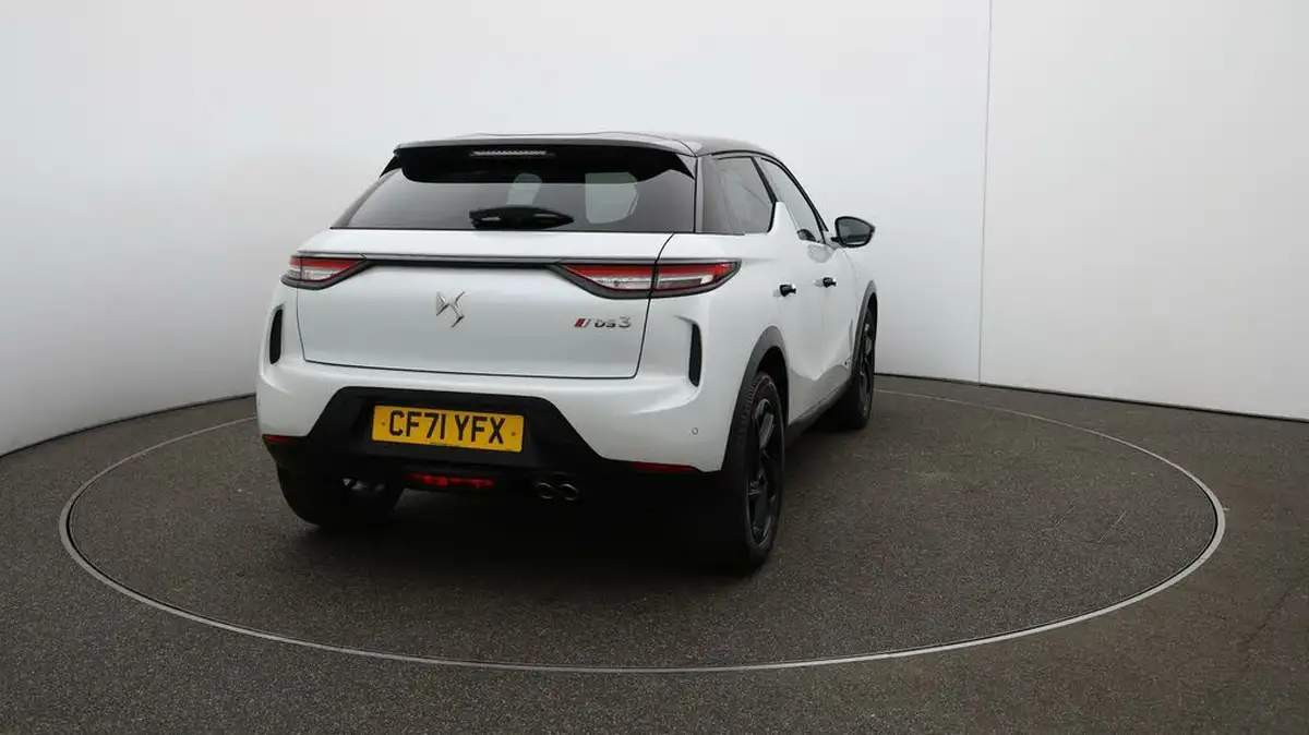 2022-ds-ds-3-crossback-12-puretech-performance-line-130ps-big-49