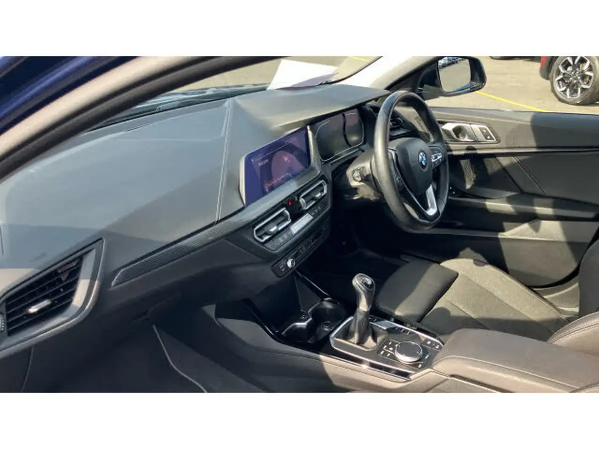2020-bmw-1-series-15-118i-sport-134bhp-big-8