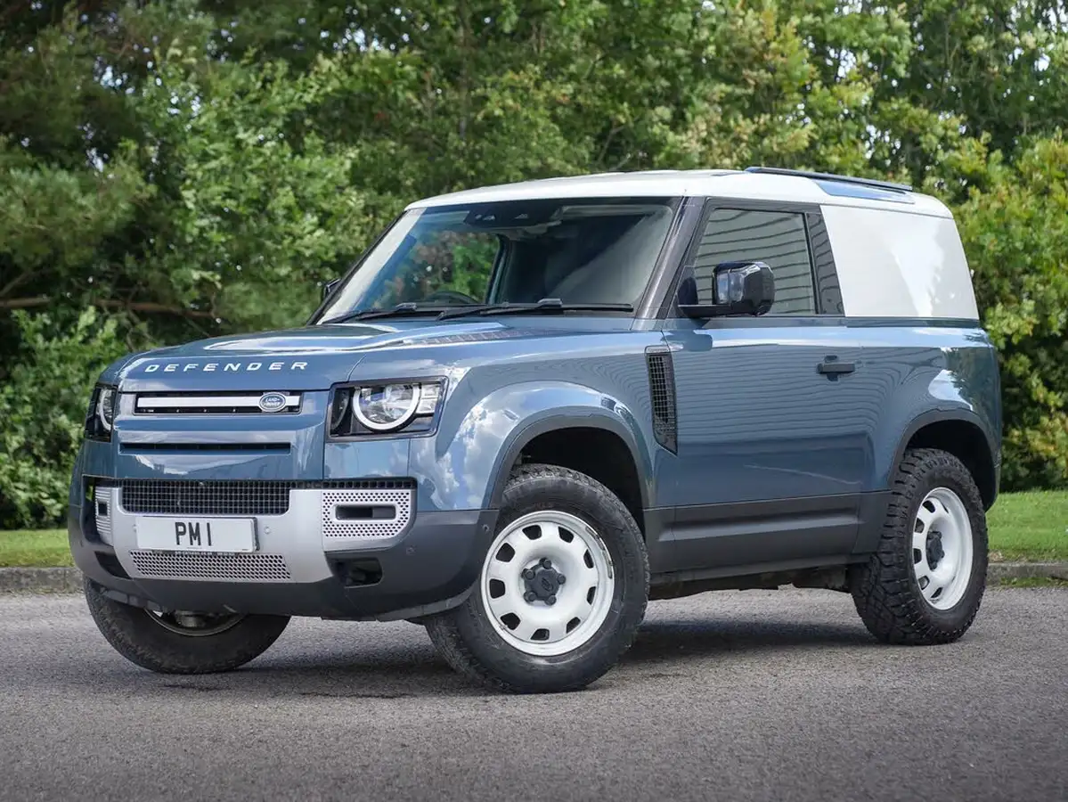 2021-land-rover-90-defender-30-d200-hard-top-standard-90-big-31
