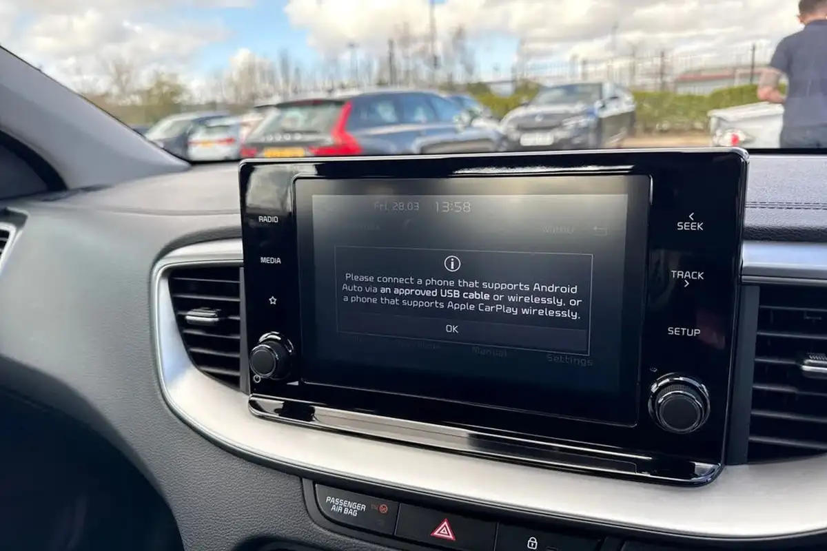 2022-kia-ceed-10-t-gdi-2-sportswagon-big-47