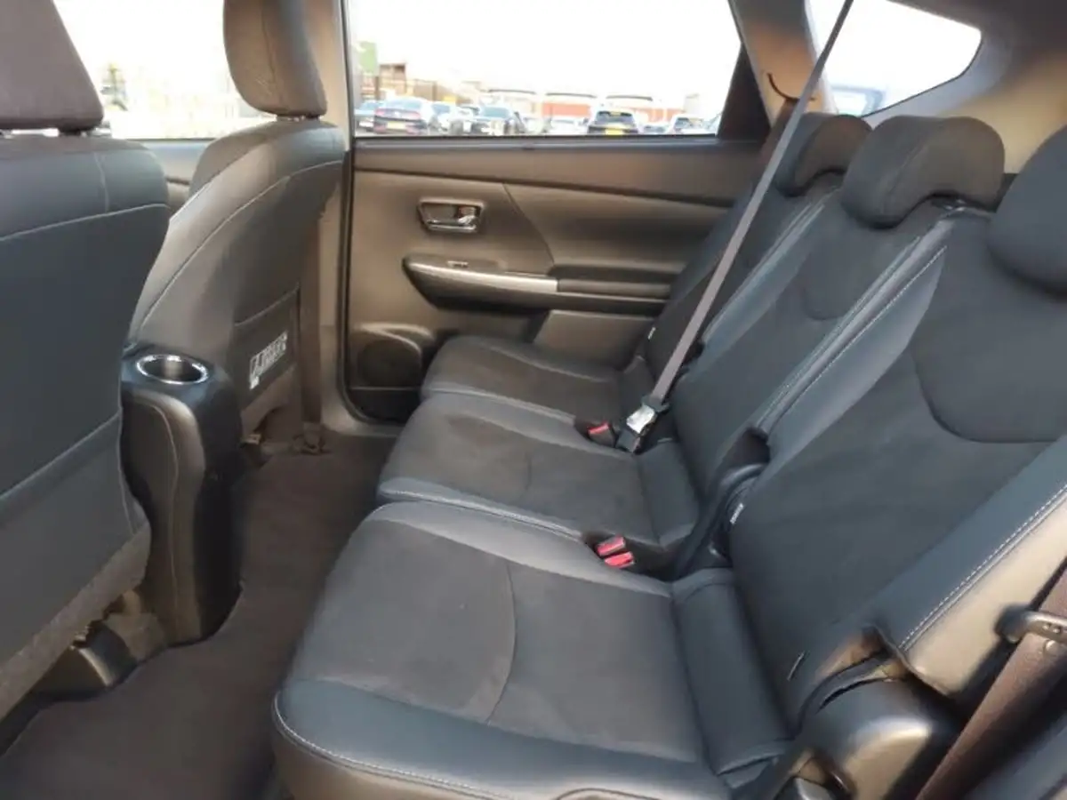 2020-toyota-prius-18-vvt-i-excel-big-5
