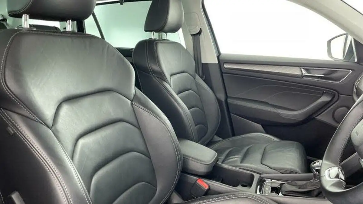 2022-skoda-kodiaq-15-tsi-se-l-dsg-big-18