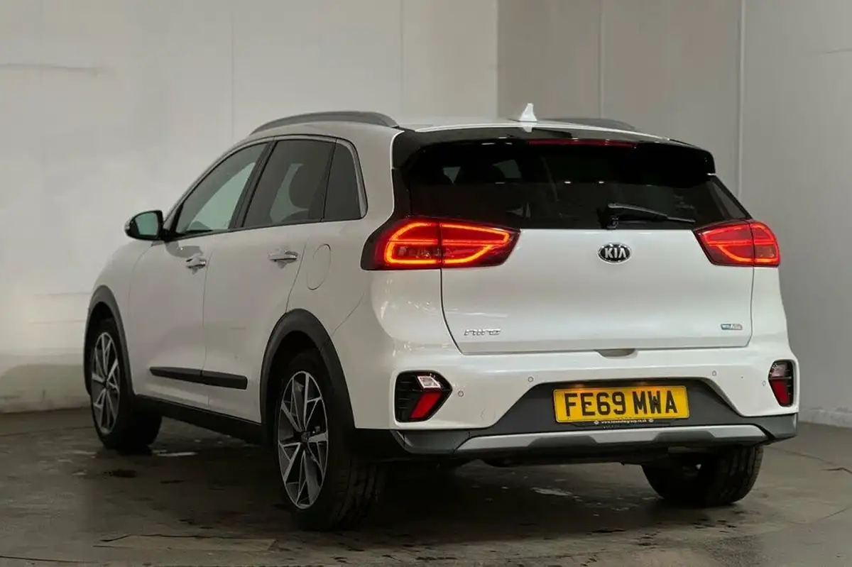 2019-kia-niro-16-gdi-3-156kwh-big-15