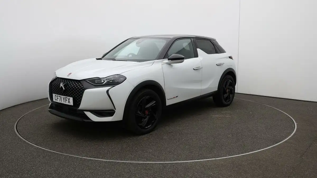 2022-ds-ds-3-crossback-12-puretech-performance-line-130ps-big-3