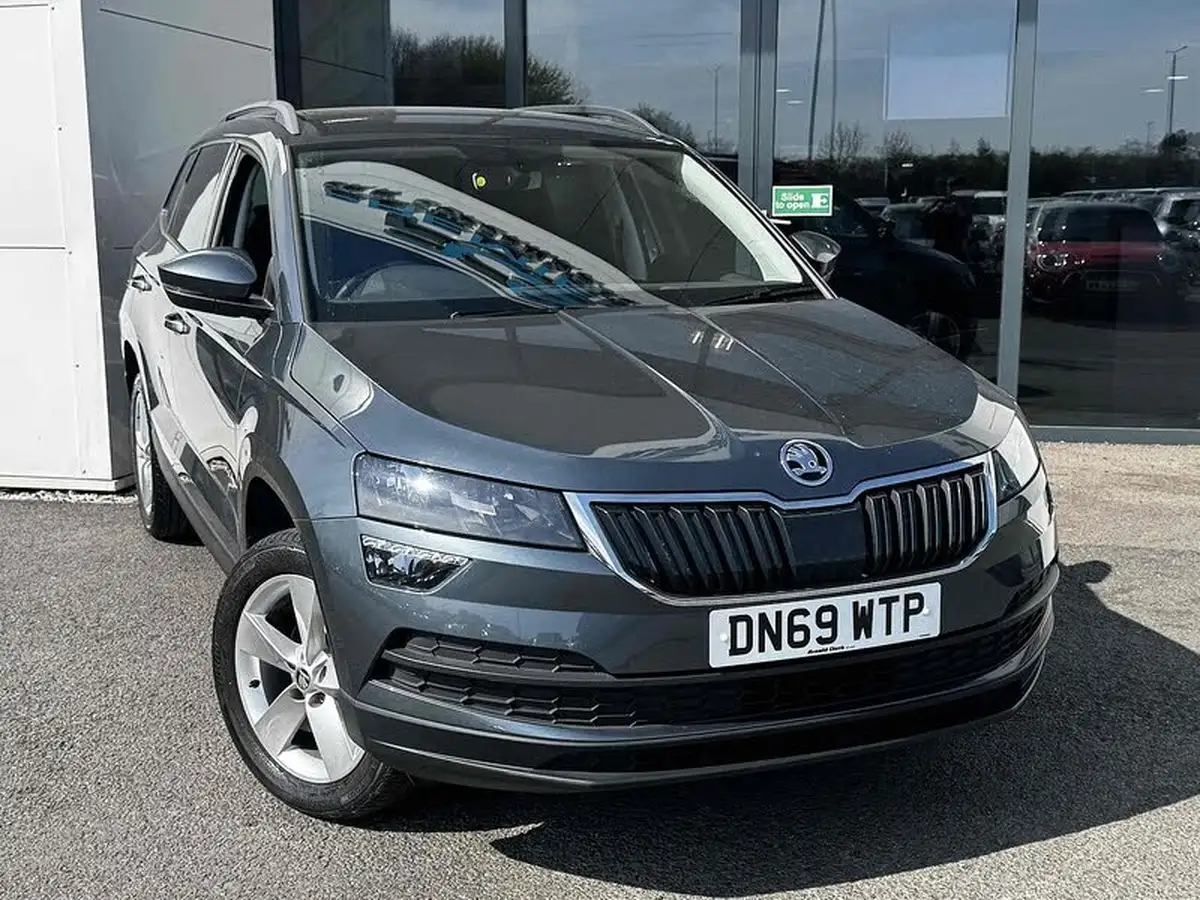 2019-skoda-karoq-10-tsi-se-big-3