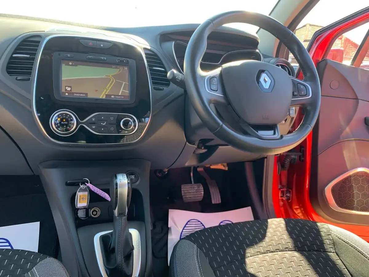 2017-renault-captur-12-dynamique-s-nav-big-32