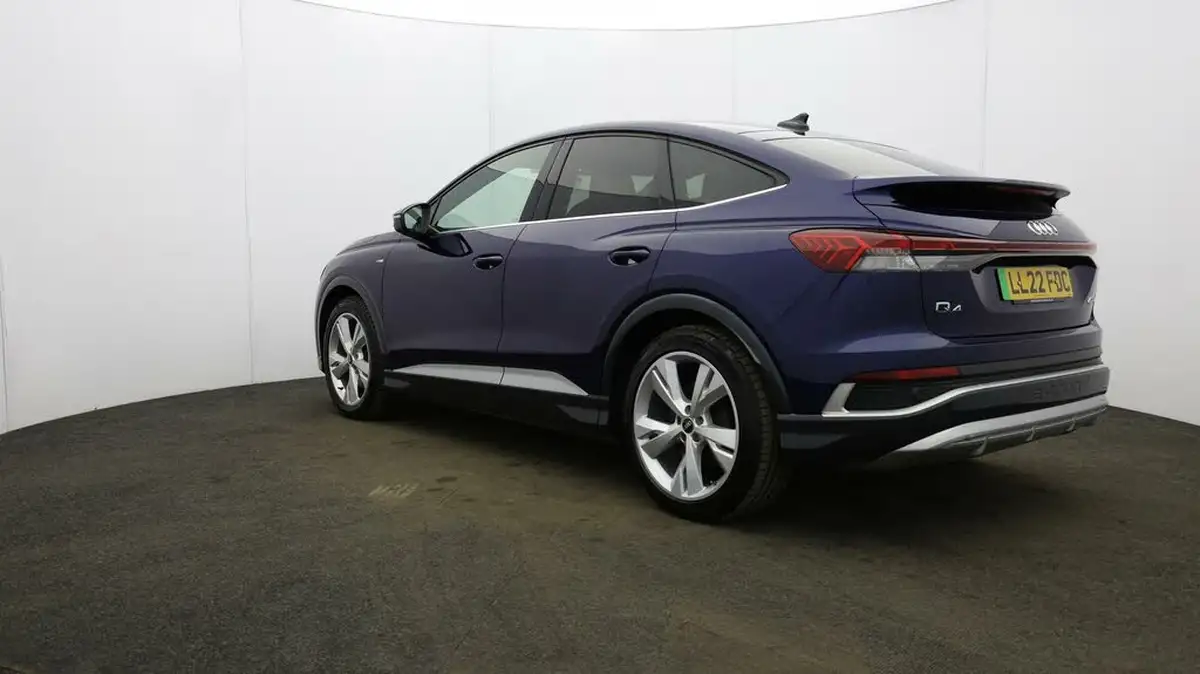 2022-audi-q4-e-tron-40e-s-line-station-wagon-big-48