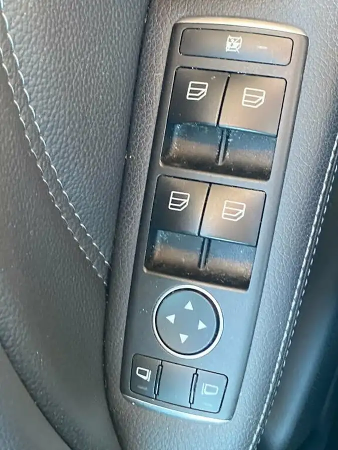 2018-mercedes-benz-b-class-16-b180-exclusive-edition-ss-big-54