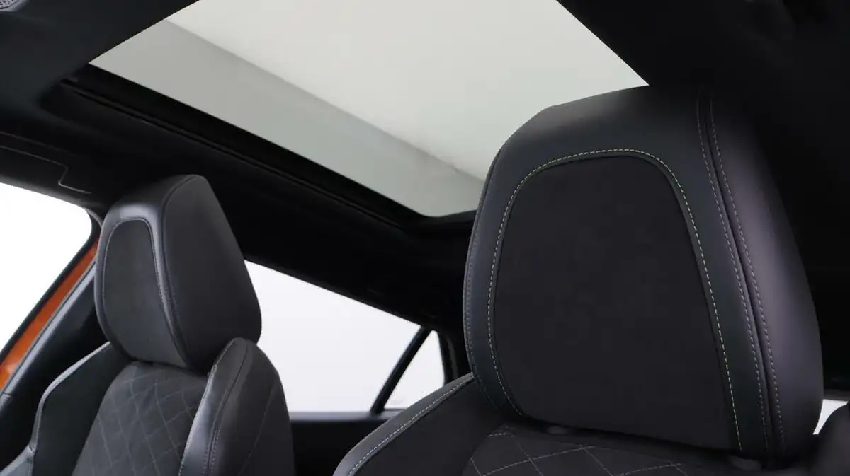 2021-peugeot-2008-suv-12-puretech-gt-premium-130bhp-big-21
