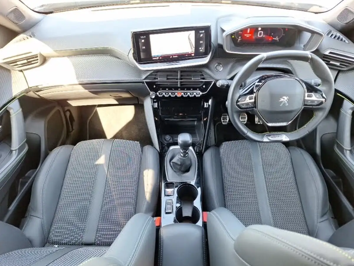 2023-peugeot-2008-suv-12-puretech-gt-130bhp-station-wagon-big-2