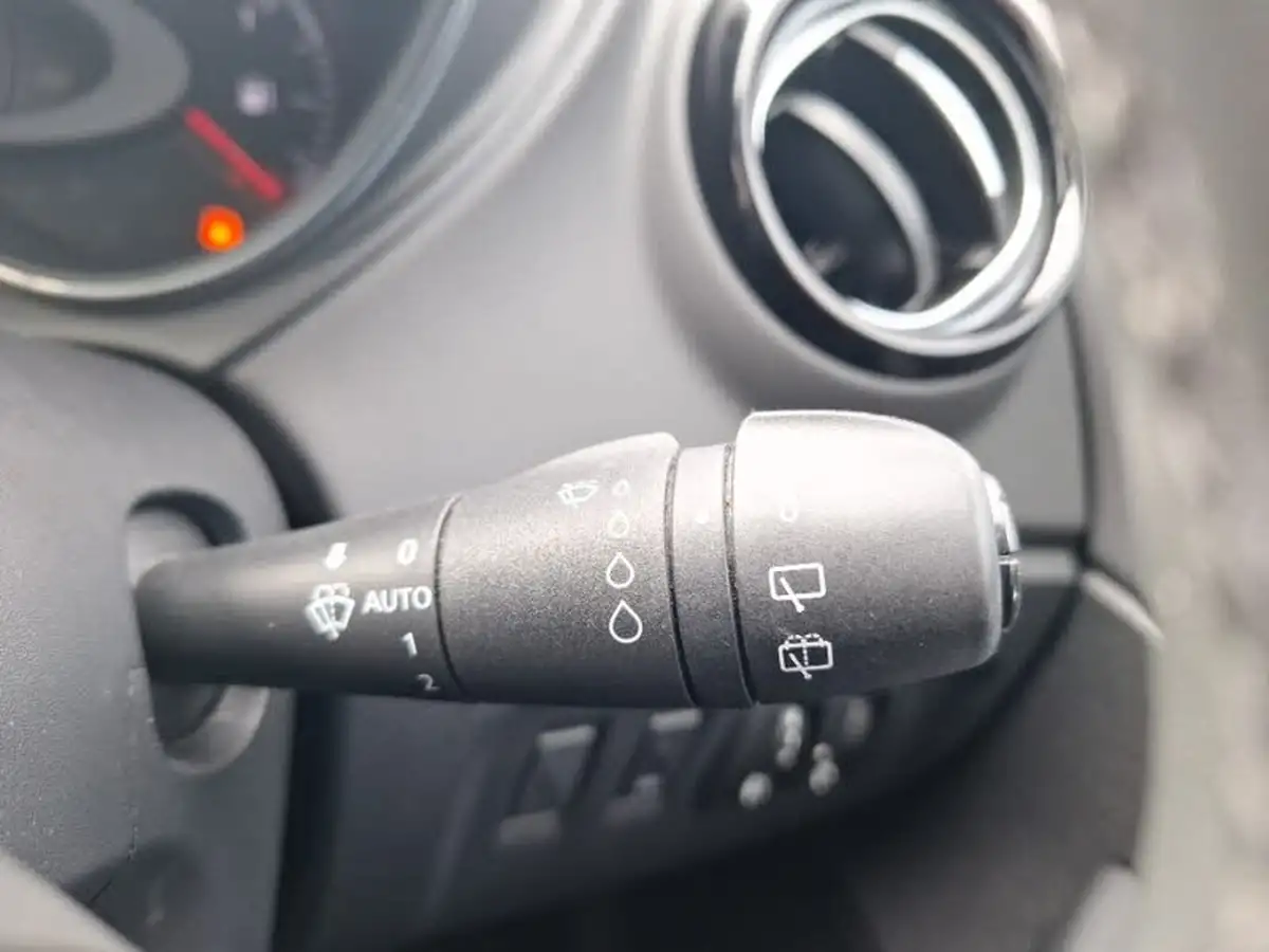 2019-renault-captur-15dci-iconic-90bhp-energy-ss-big-13