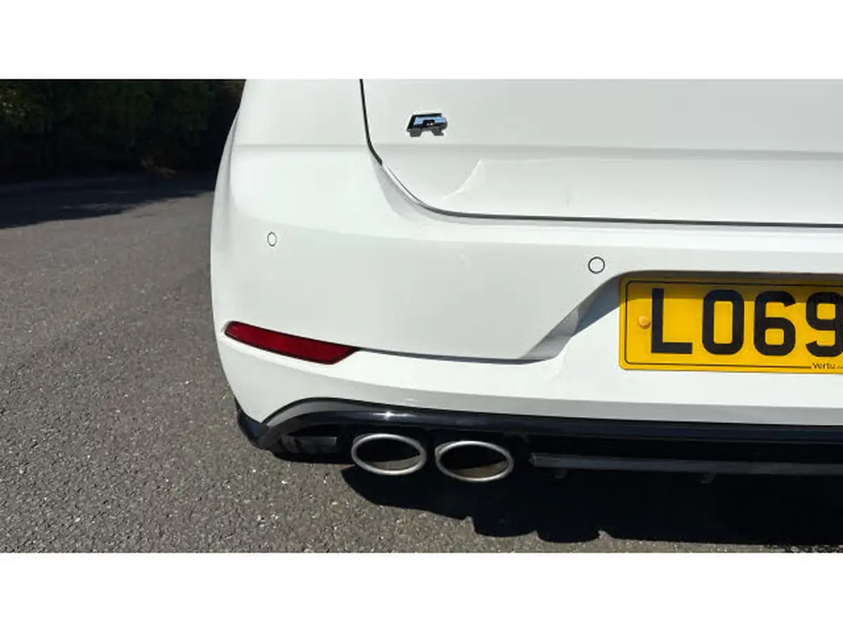 2019-volkswagen-golf-20-tsi-r-300ps-hatchback-5d-dsg-big-39