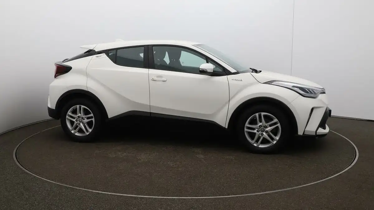 2021-toyota-c-hr-18-vvt-i-icon-big-39