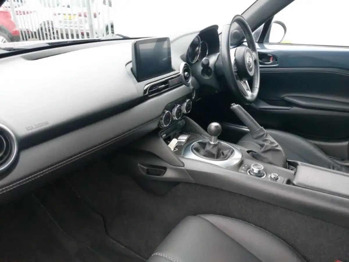 2021-mazda-mx-5-20-sport-tech-rf-big-4