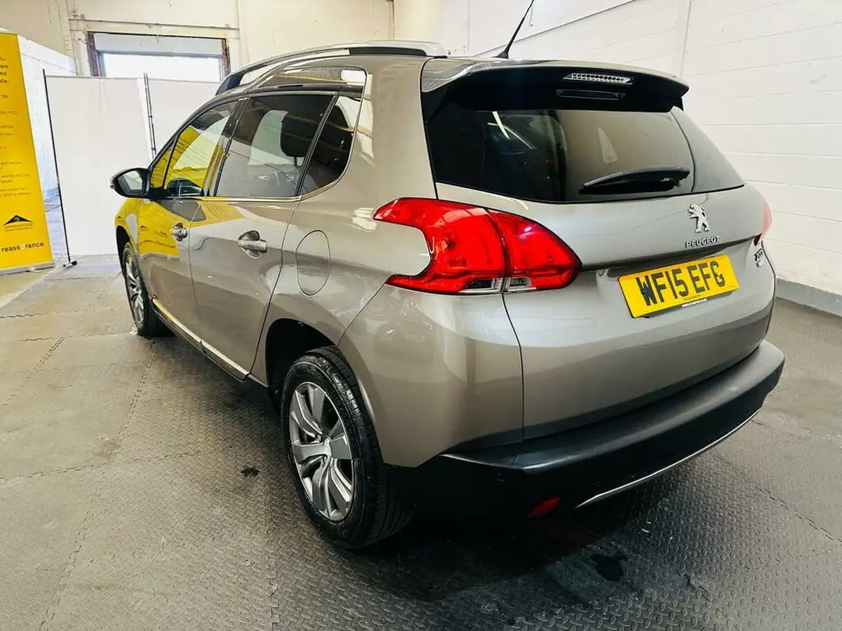 2015-peugeot-2008-crossover-16e-hdi-allure-92bhp-big-10