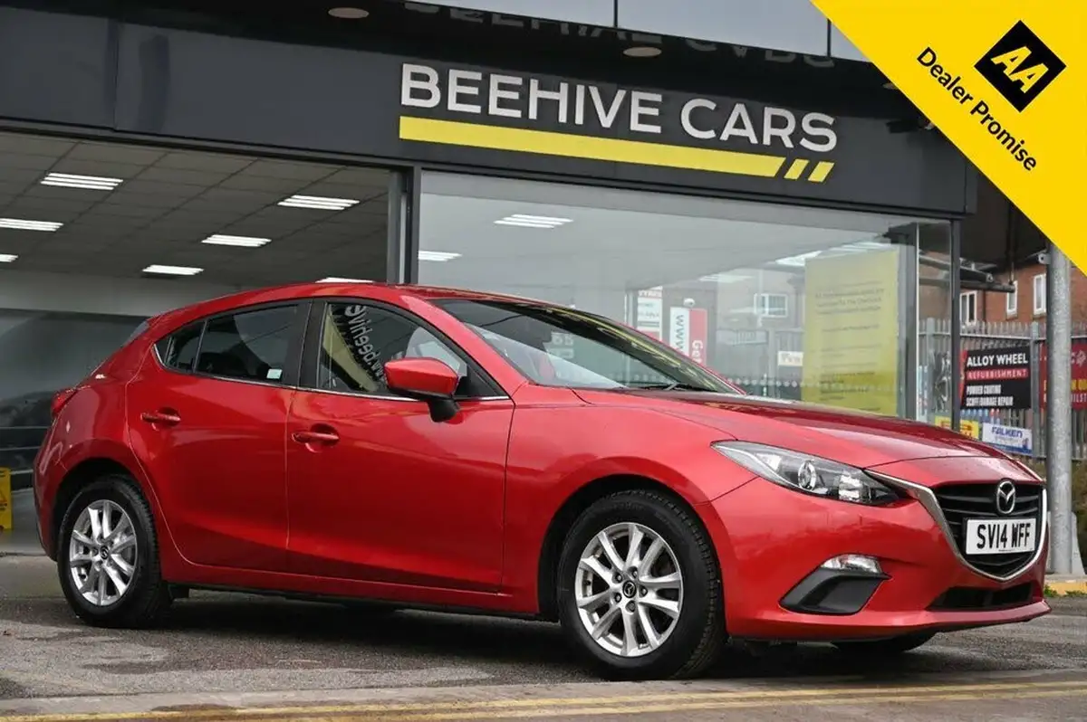 2014-mazda-mazda3-20-se-hatchback-5d-big-0