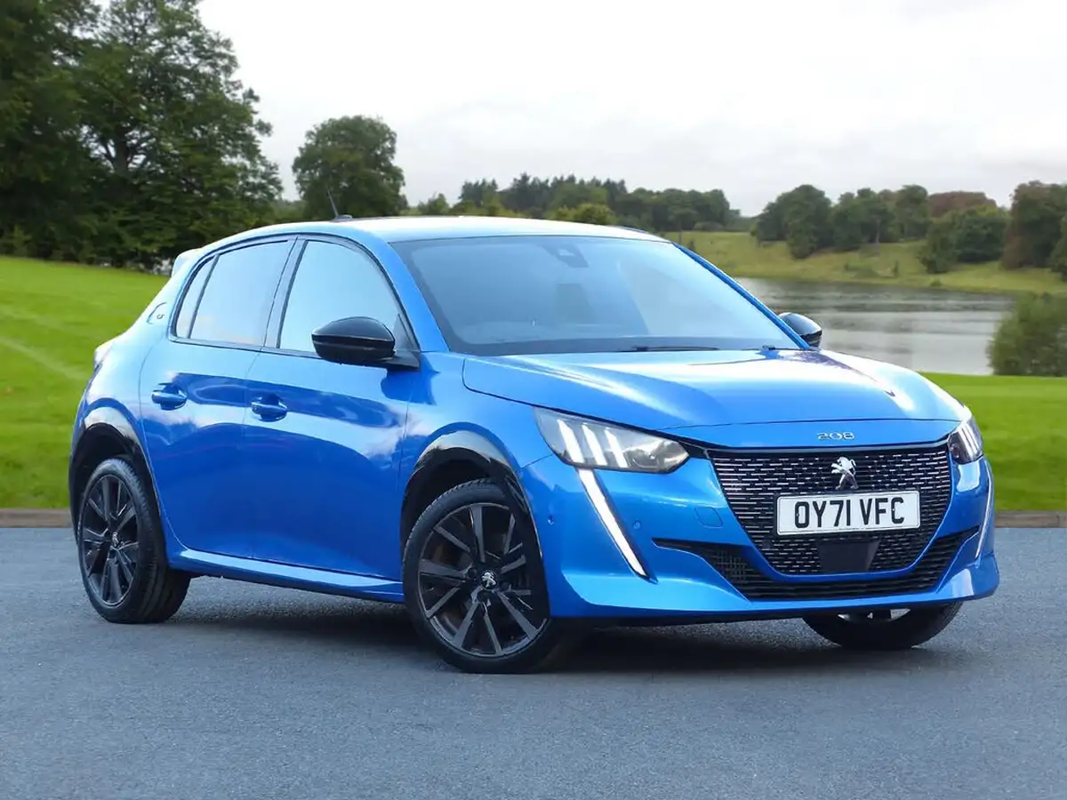 2021-peugeot-208-12-puretech-gt-premium-130bhp-eat8-big-0