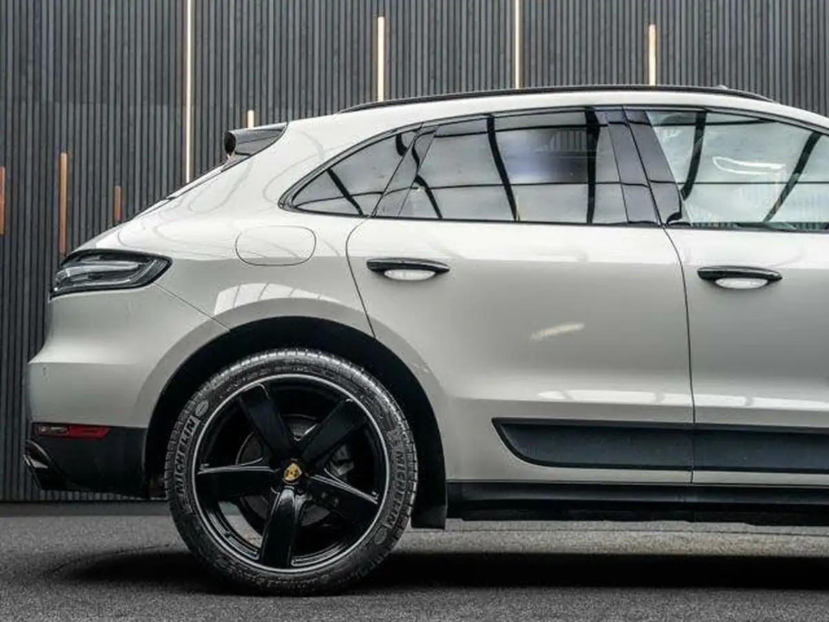 2020-porsche-macan-30-v6-s-big-11