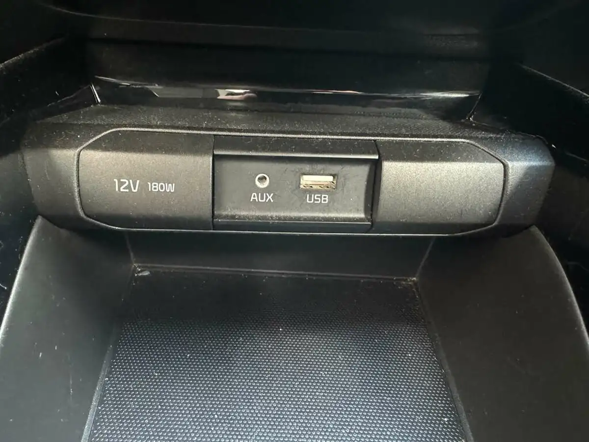 2018-kia-stonic-10-t-gdi-3-big-21