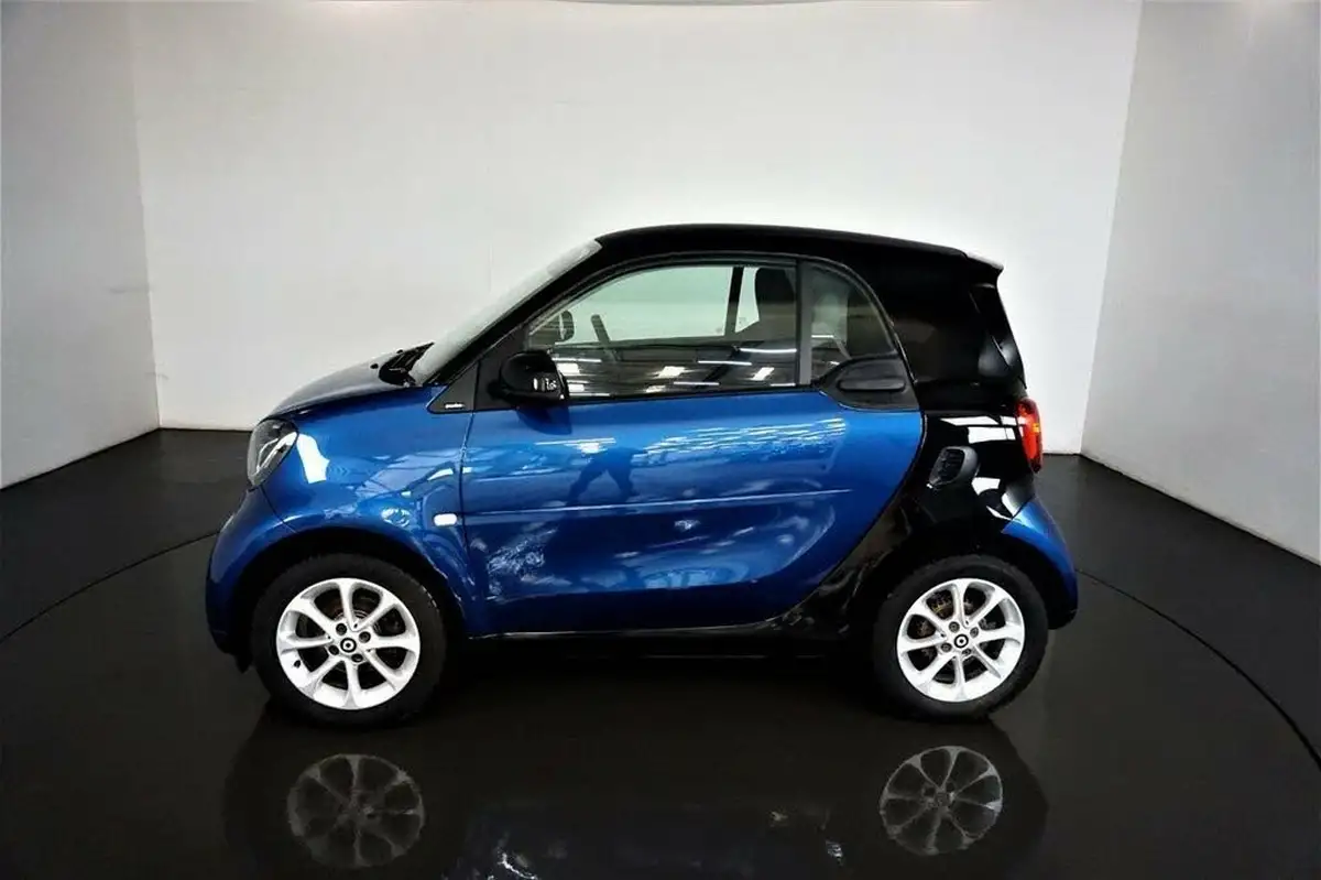 2016-smart-fortwo-10-passion-70bhp-premiumss-coupe-twinamic-big-3