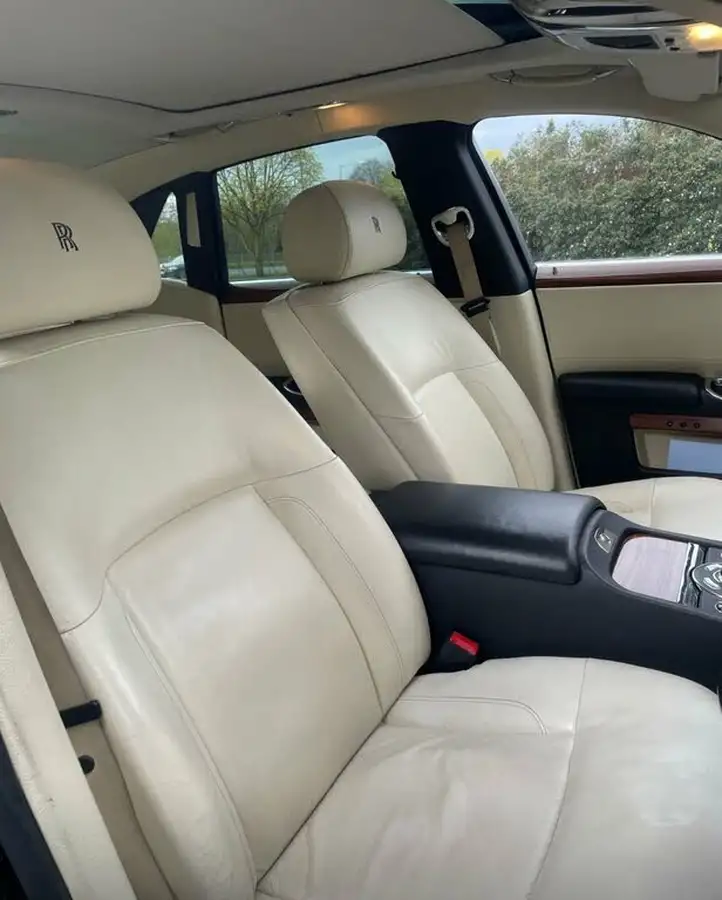 2010-rolls-royce-ghost-66-big-8