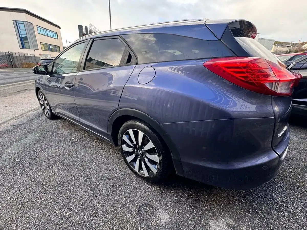 2014-honda-civic-18-sr-tourer-auto-big-17