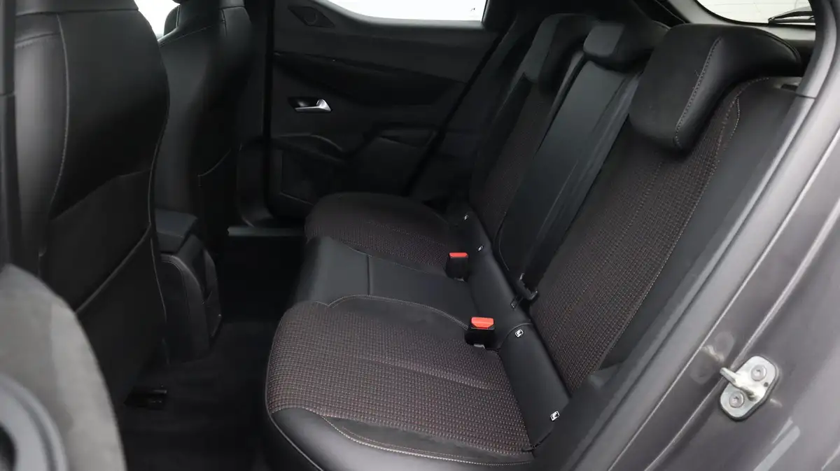 2021-ds-ds-3-crossback-e-tense-performance-line-big-16