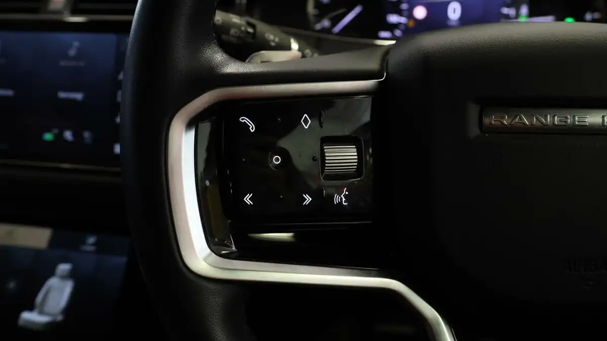 2022-land-rover-range-rover-evoque-20-d200-r-dynamic-s-big-21
