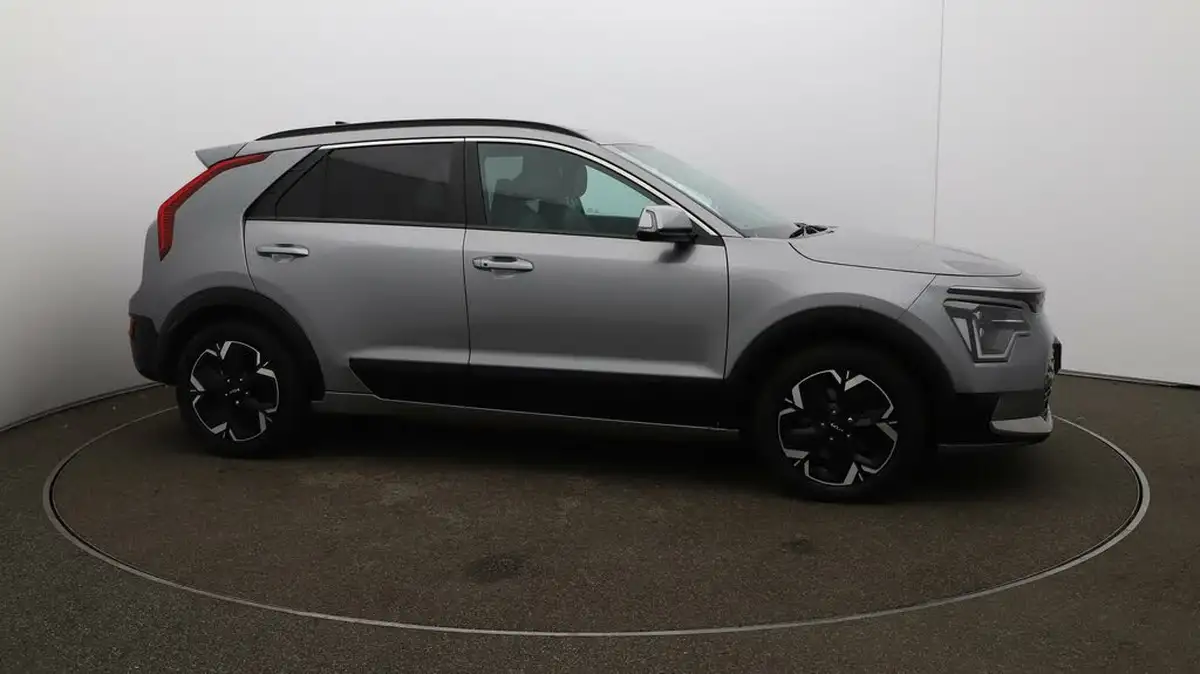 2023-kia-niro-ev-e-4-heat-pump-big-41