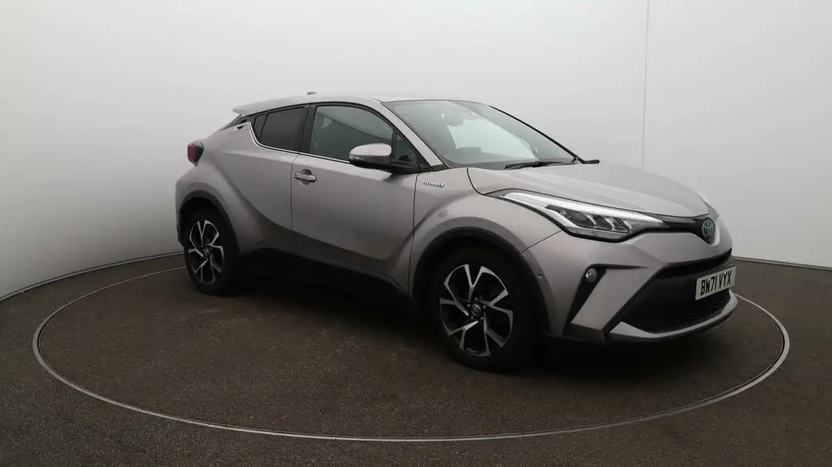 2022-toyota-c-hr-18-vvt-i-design-big-1