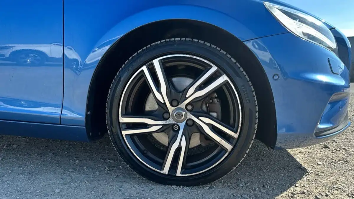 2018-volvo-v40-20td-d3-r-design-pro-geartronic-big-15