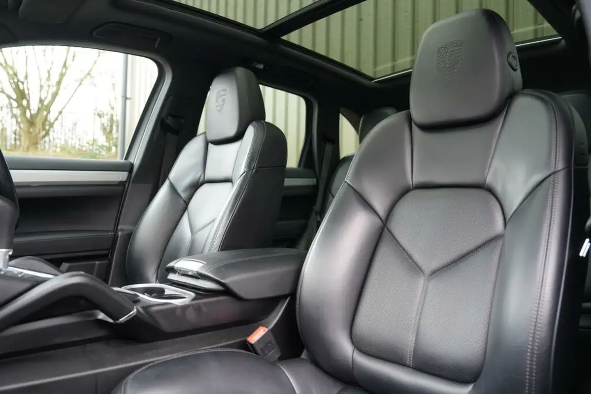 2017-porsche-cayenne-30-s-e-hybrid-platinum-edition-big-17