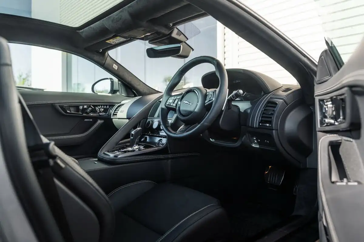 2023-jaguar-f-type-50-v8-p575-r-75-coupe-big-14