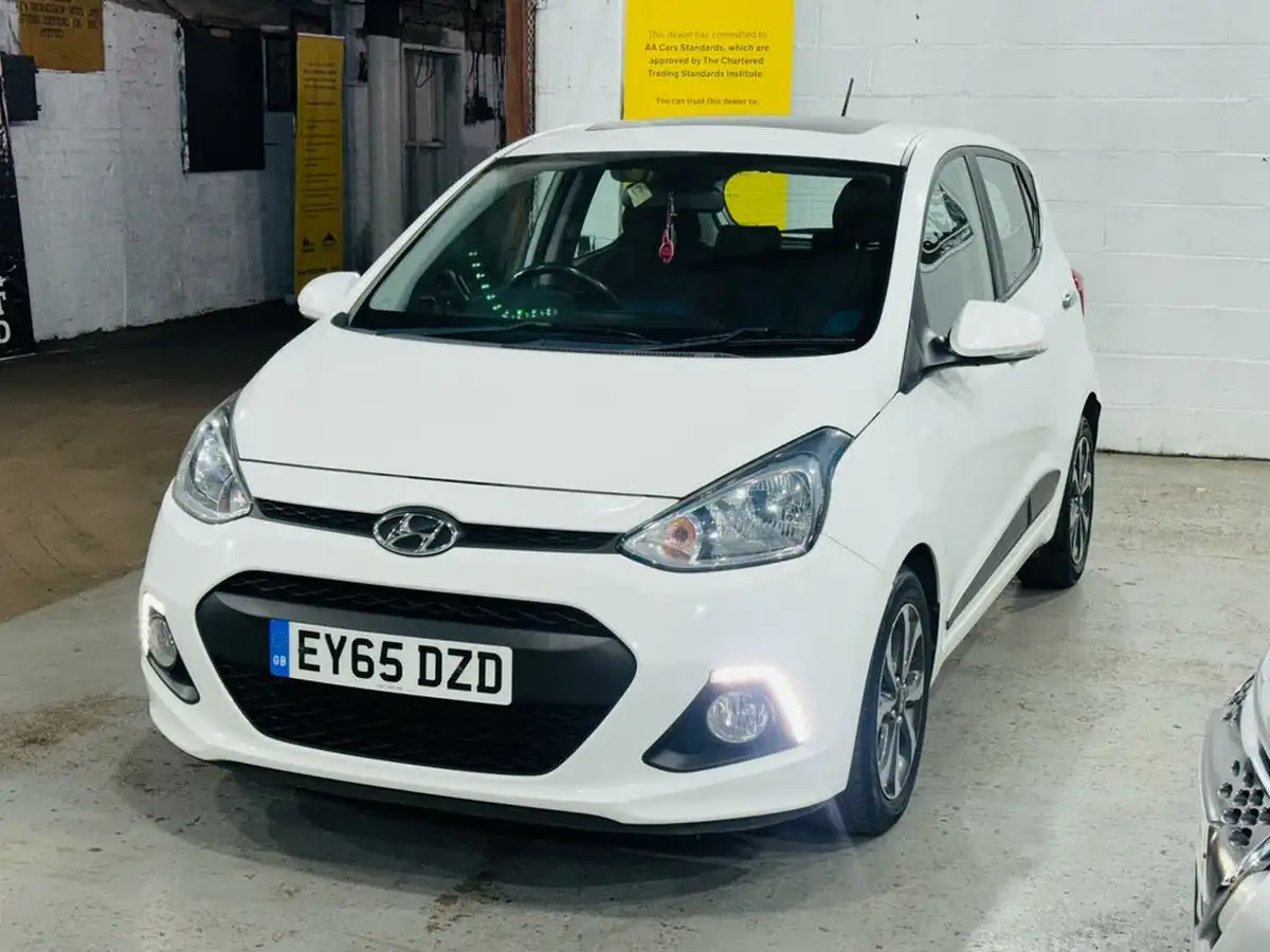 2015-hyundai-i10-12-premium-se-auto-big-2