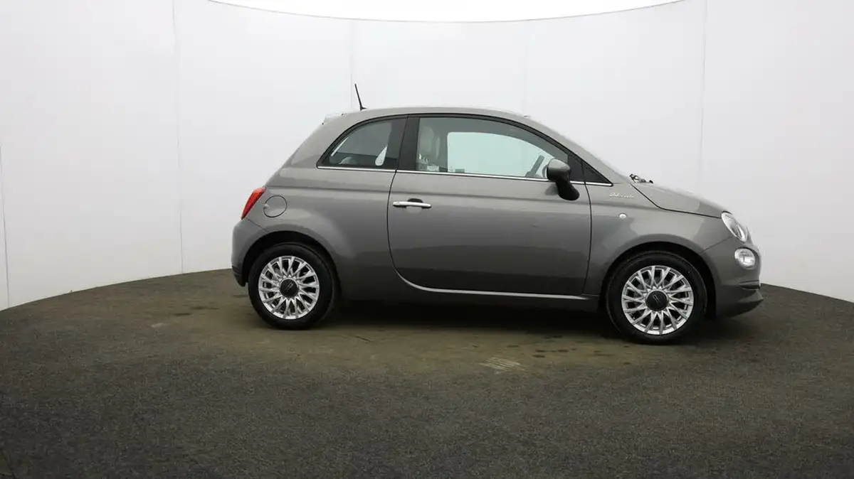 2022-fiat-500-10-dolcevita-big-42