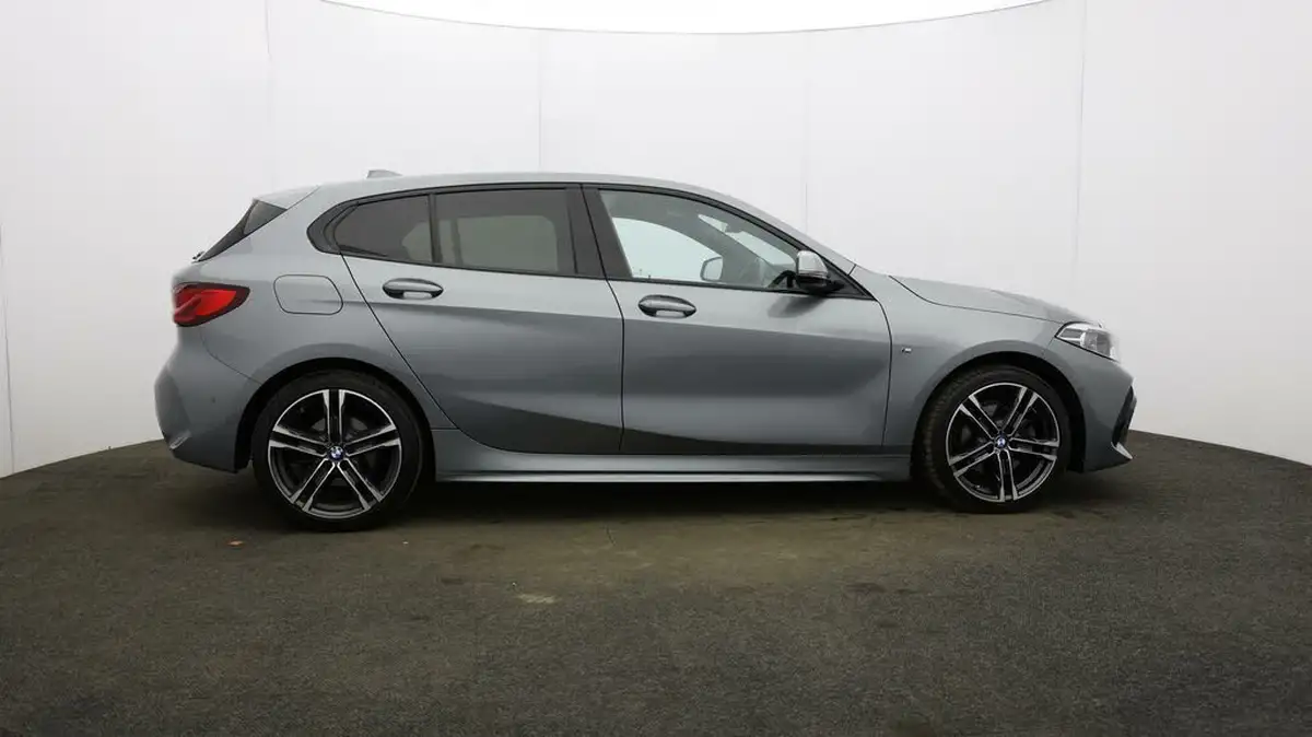 2023-bmw-1-series-15-118i-m-sport-lcp-big-44