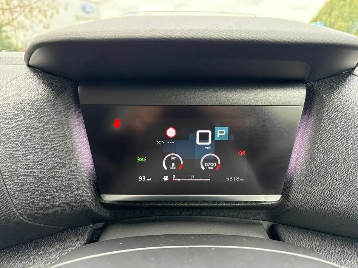 2021-citroen-c4-12-puretech-sense-plus-eat8-big-13