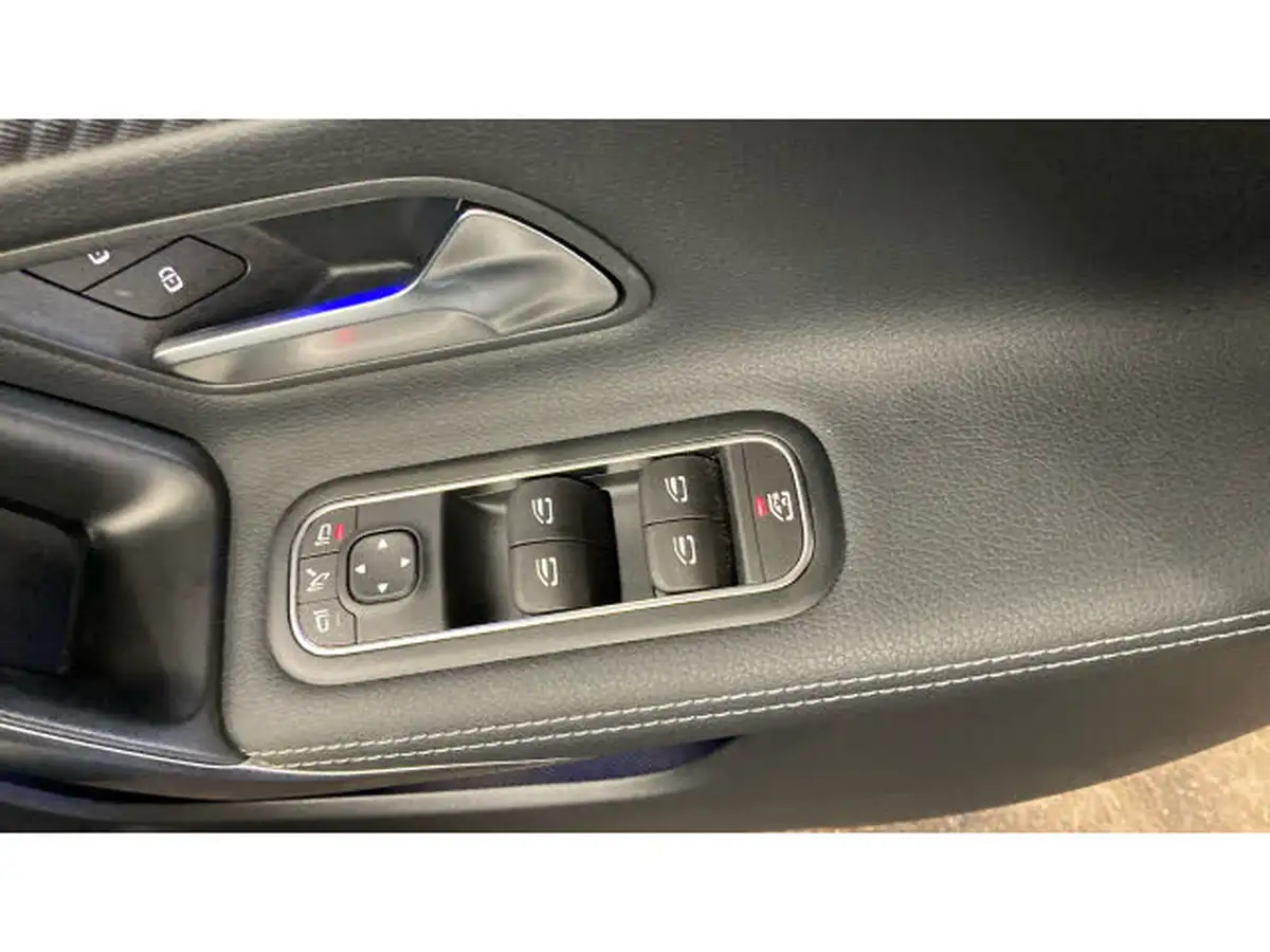 2024-mercedes-benz-a-class-13-a200-sport-executive-hatchback-5d-big-21