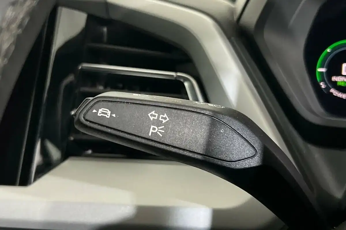 2022-audi-q4-e-tron-35e-sportback-big-21