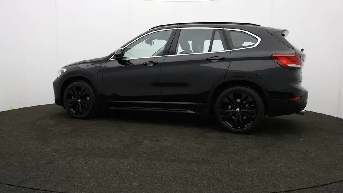 2021-bmw-x1-15-xdrive-25e-phev-sport-big-63