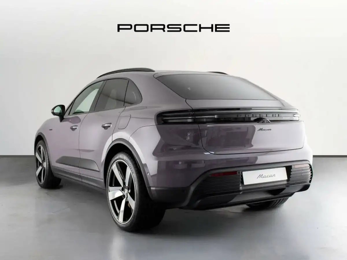 2025-porsche-macan-e-electric-big-11