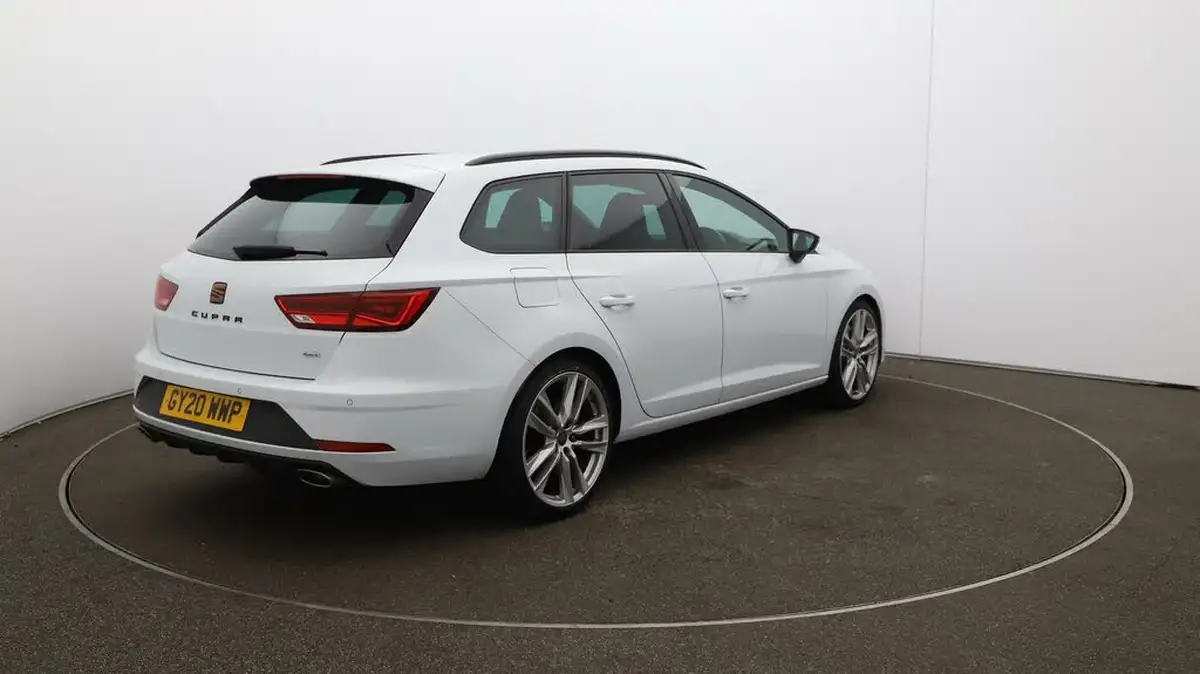 2020-seat-leon-20-tsi-cupra-300-lux-big-7