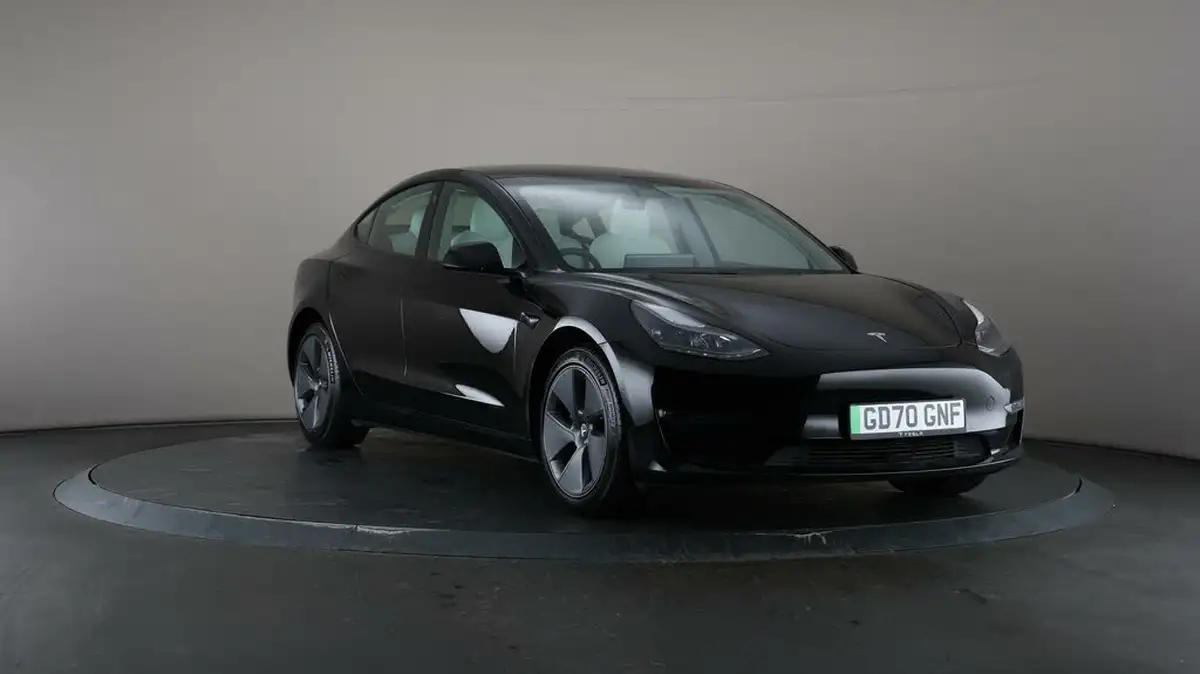 2021-tesla-model-3-e-long-range-4x4-big-45